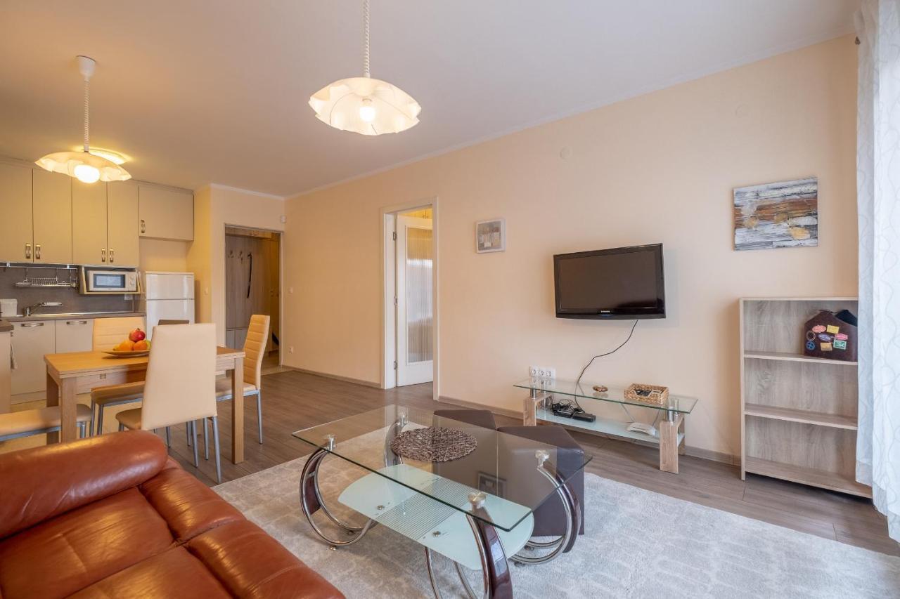 City Apartments - Mall Of Sofia & Metro Station ภายนอก รูปภาพ