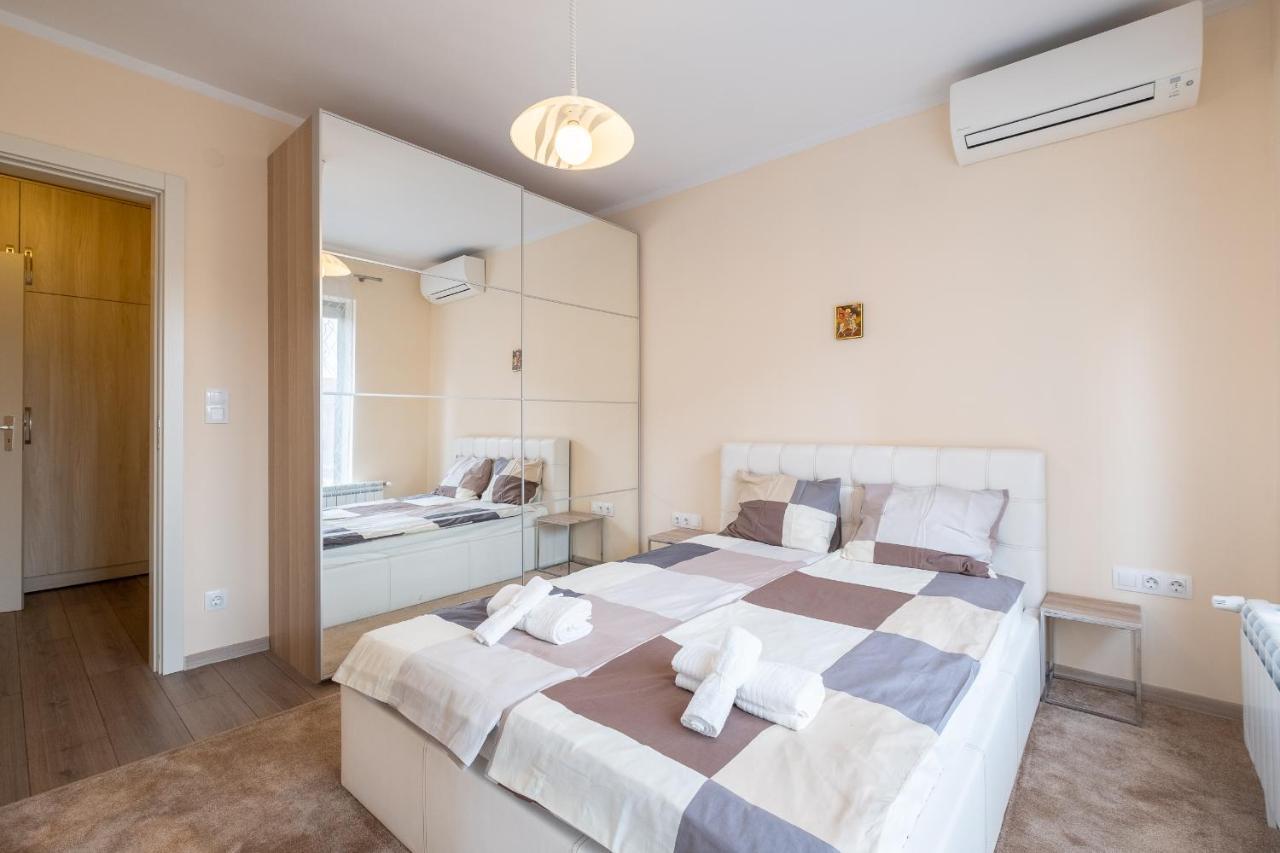 City Apartments - Mall Of Sofia & Metro Station ภายนอก รูปภาพ