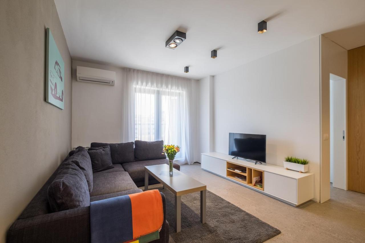 City Apartments - Mall Of Sofia & Metro Station ภายนอก รูปภาพ
