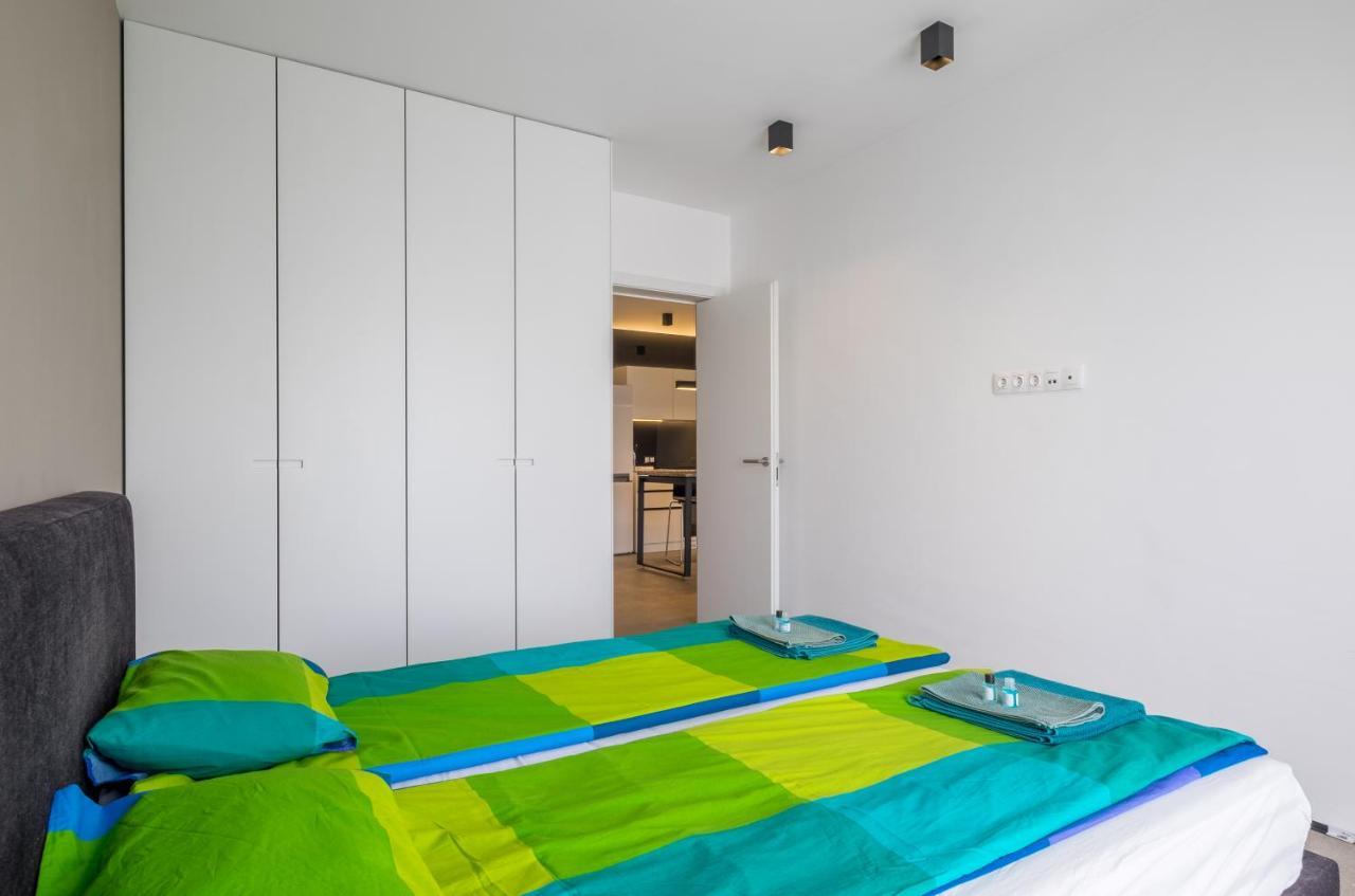 City Apartments - Mall Of Sofia & Metro Station ภายนอก รูปภาพ