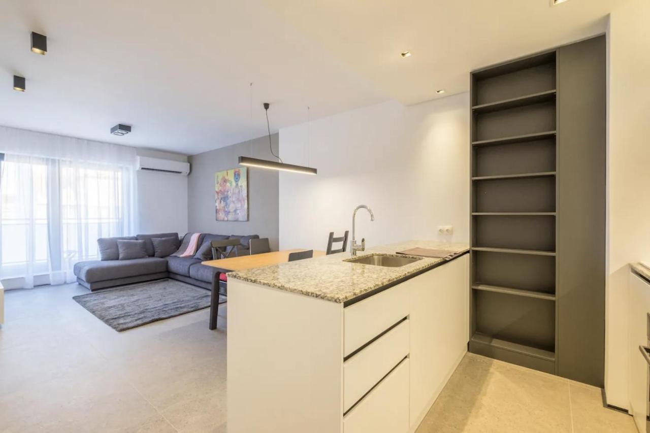 City Apartments - Mall Of Sofia & Metro Station ภายนอก รูปภาพ