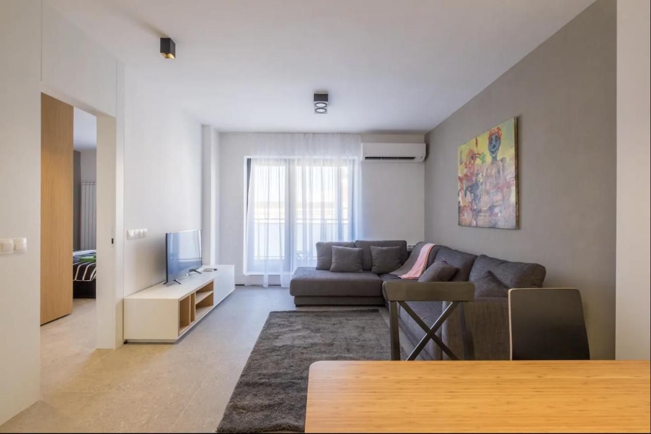 City Apartments - Mall Of Sofia & Metro Station ภายนอก รูปภาพ